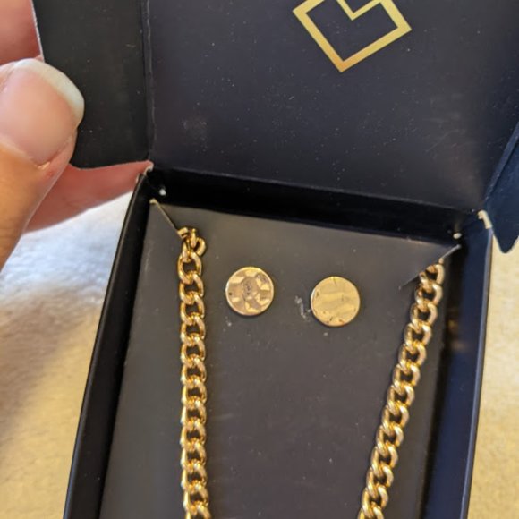 NWT Violet Harper Gold Necklace and Earring Set - Picture 5 of 5